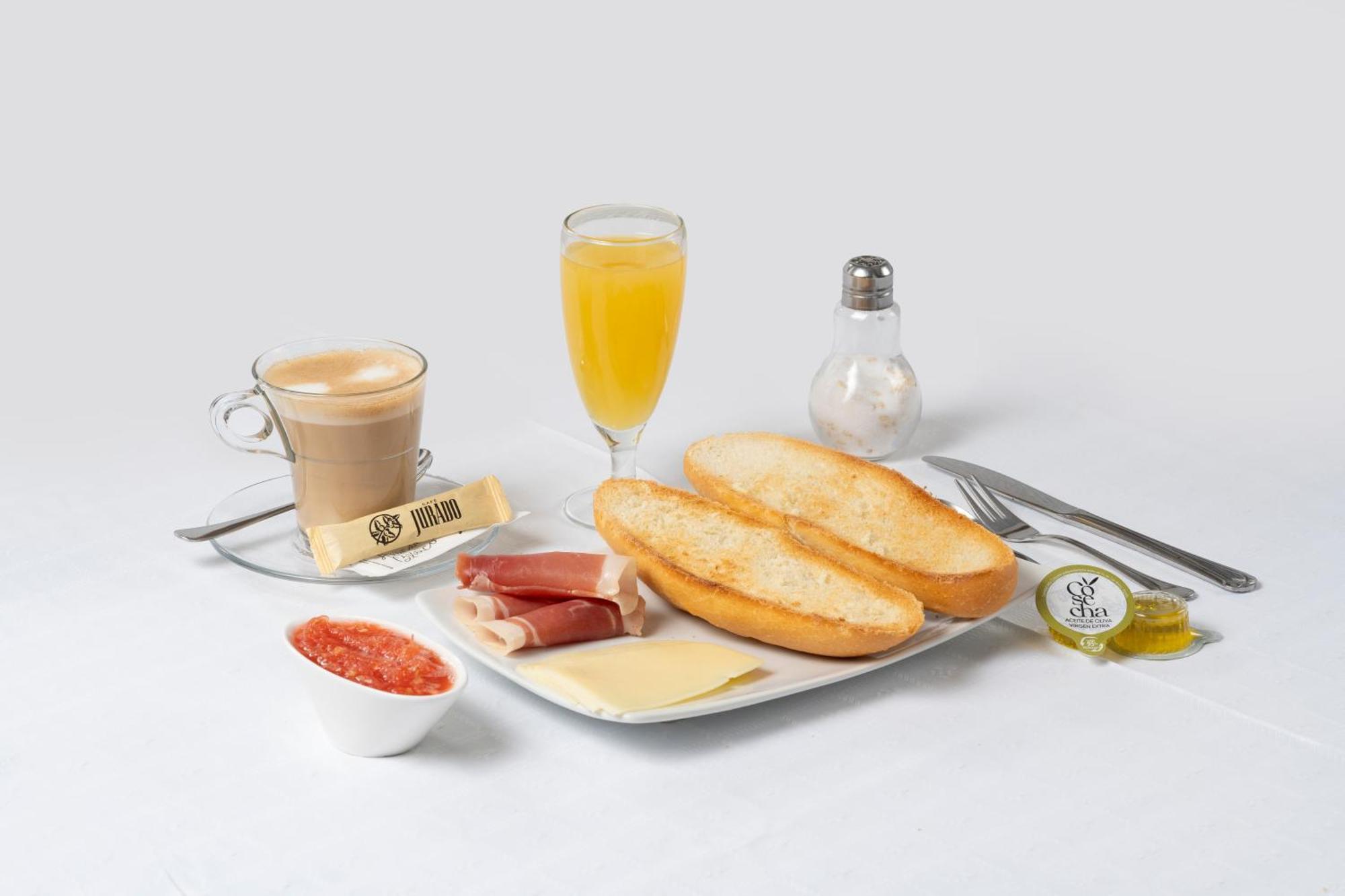 Hostal Pensimar 엘 알테트 외부 사진